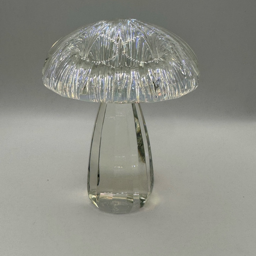 Elegant Clear Glass Mushroom Sculpture